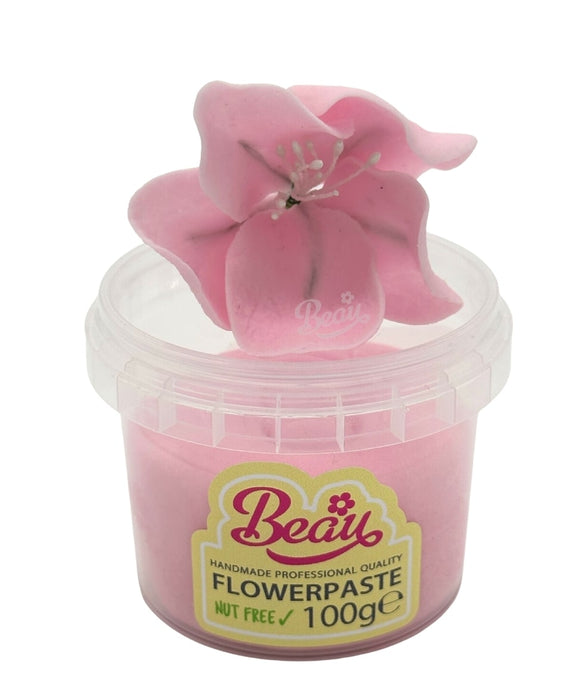 Handcrafted baby blossom sugar flower made with Beau flowerpaste. Perfect for cakes, events, or displays—realistic, vibrant, and easy to work with.