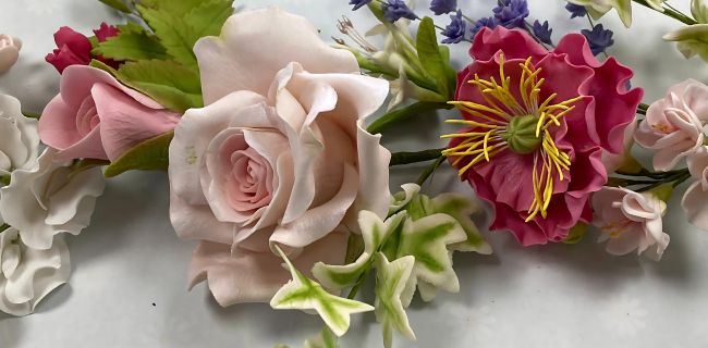 How to Make Sugar Flowers Using Flowerpaste: The Complete Guide